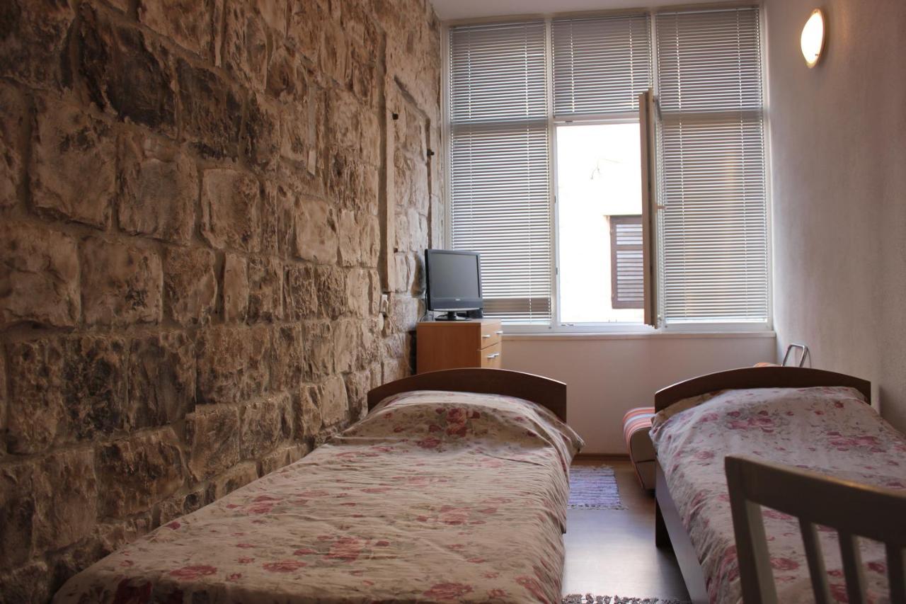 Lira - Studio Apartment Trogir Ngoại thất bức ảnh